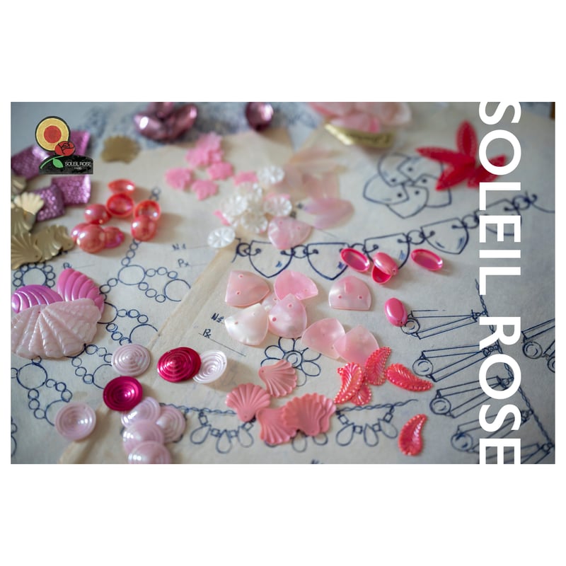 小さな刺繍のアートピース『梅重』SOLEIL ROSE | boutique gris
