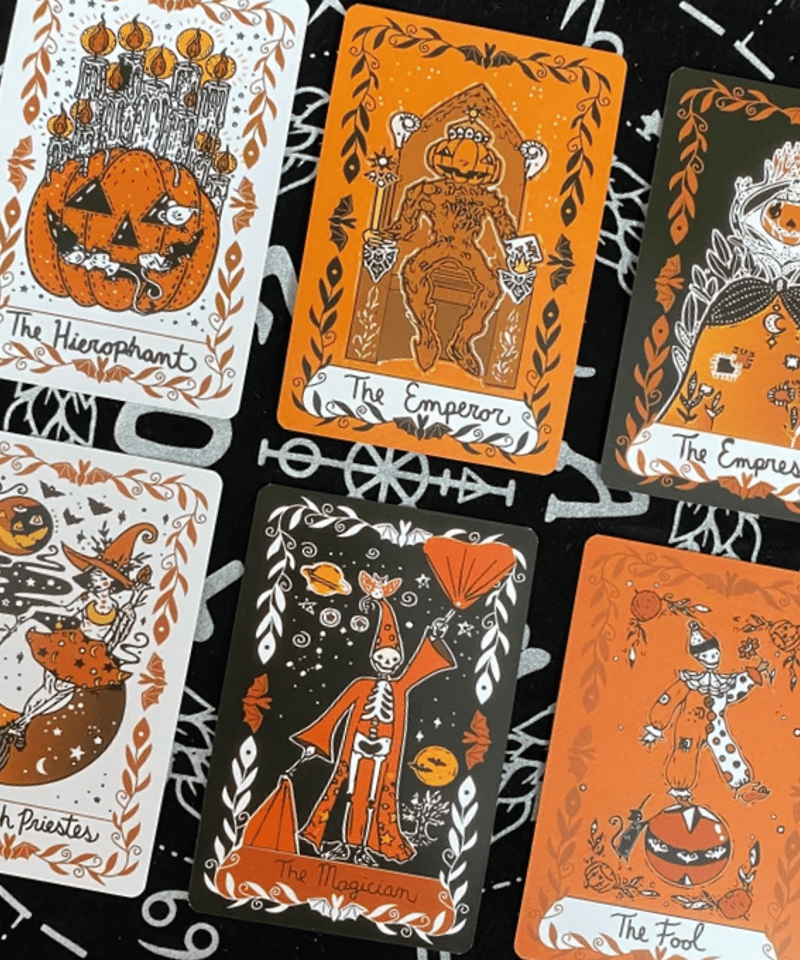 新品 ハロウィン SPセット！ルノルマンカードとタロット2つセット！ 新品 ハロウィン SPセット！ルノルマンカードとタロット2つセット！