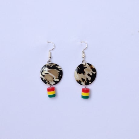 ⚪︎JA直輸入　OT Earrings Black&White 2