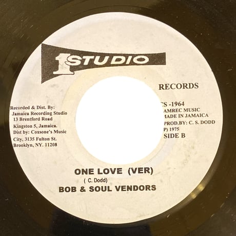 再入荷！ONE LOVE / BOB MARLEY & THE WAILERS (7インチレコード)