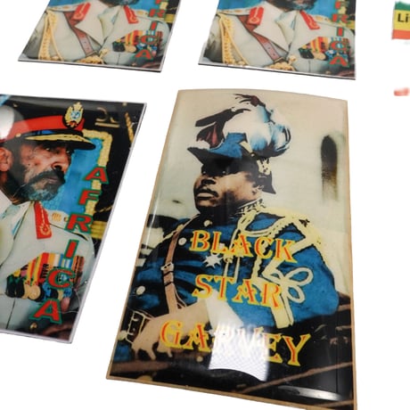 ジャマイカ直輸入　"RASTA MAN STYLE"　ハンドメイド　ウッド　ピンバッチ