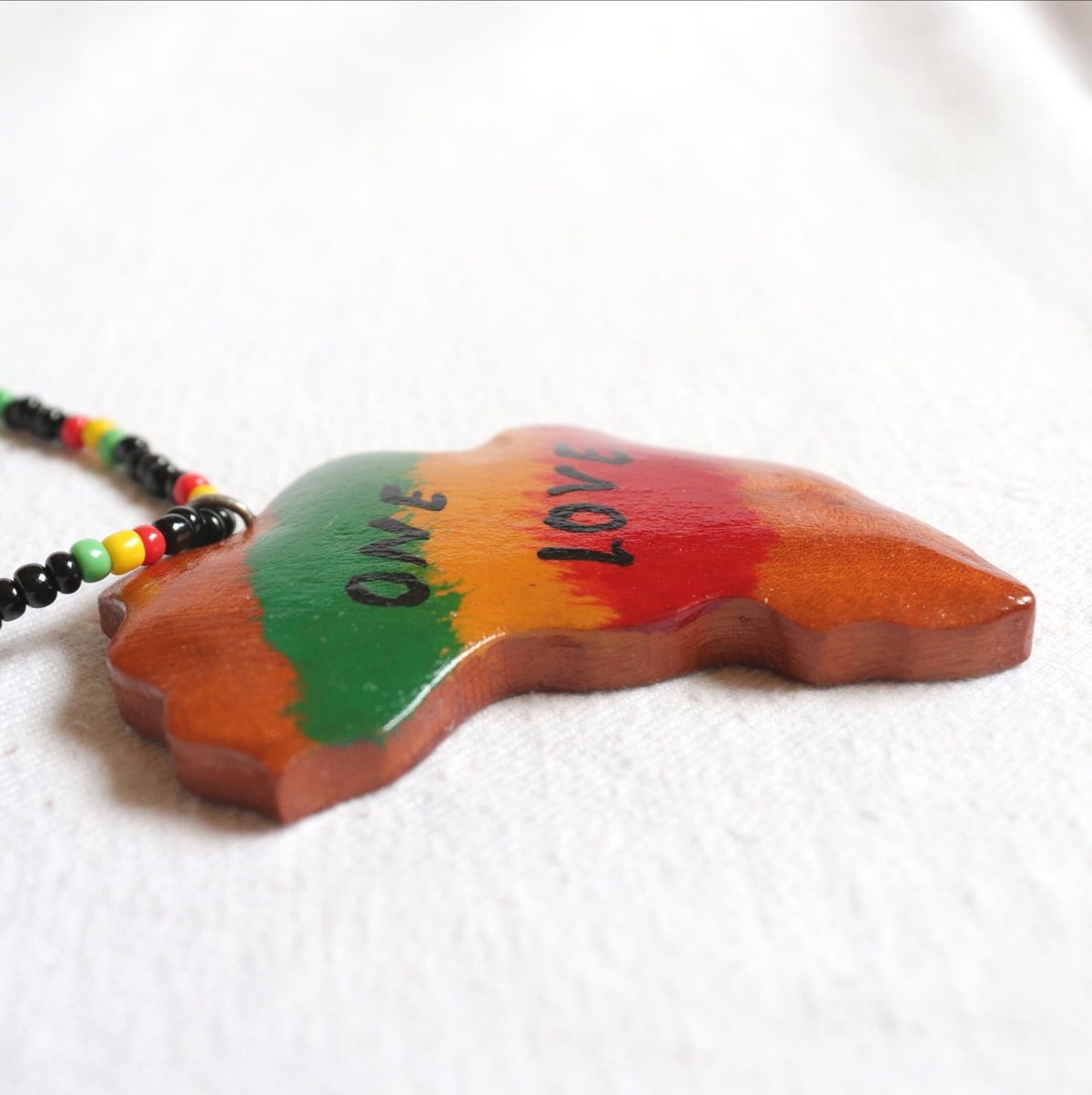 ⚪︎JA直輸入 ONE LOVE AFRICA ネックレス | レゲエとジャマイカグッズ