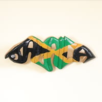 ⚪︎JA直輸入　木彫り　JAMAICA 国旗柄