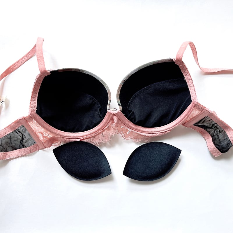 TWINSET ブラジャー＆タンガ カモフラージュプリント ポーチ付き