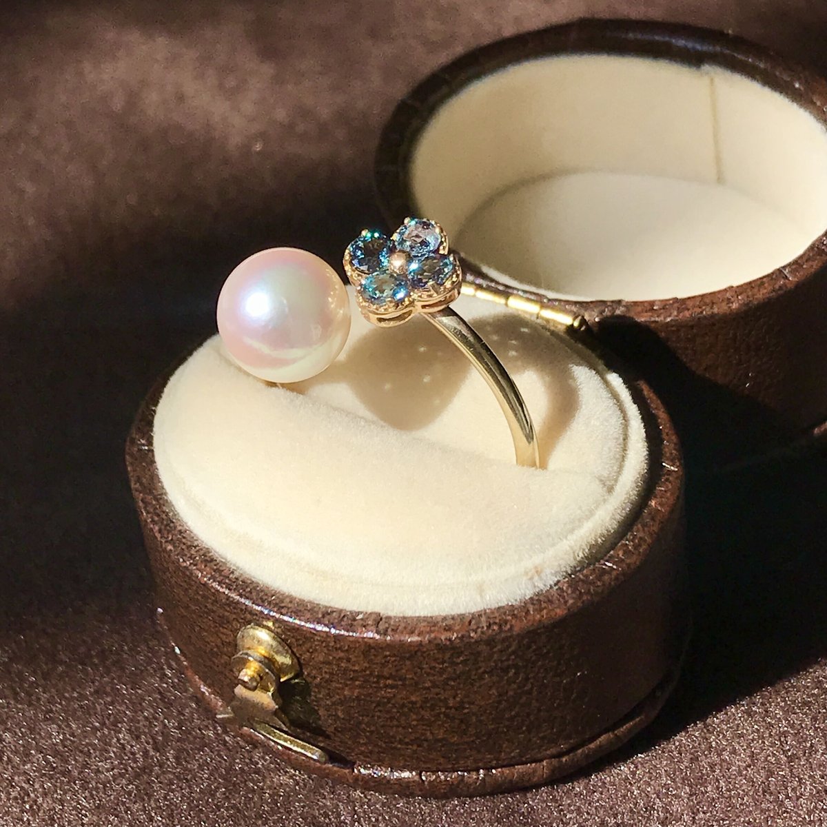 カラーチェンジ！アレキサンドライトと大粒アコヤリング | RooSY Jewerly