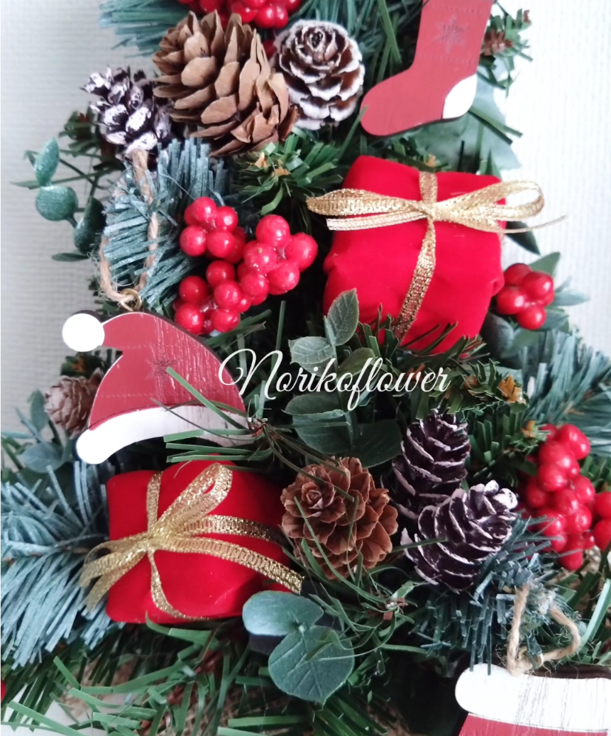 かわいいオーナメントのウォールデコツリー 壁掛けクリスマスツリー 35