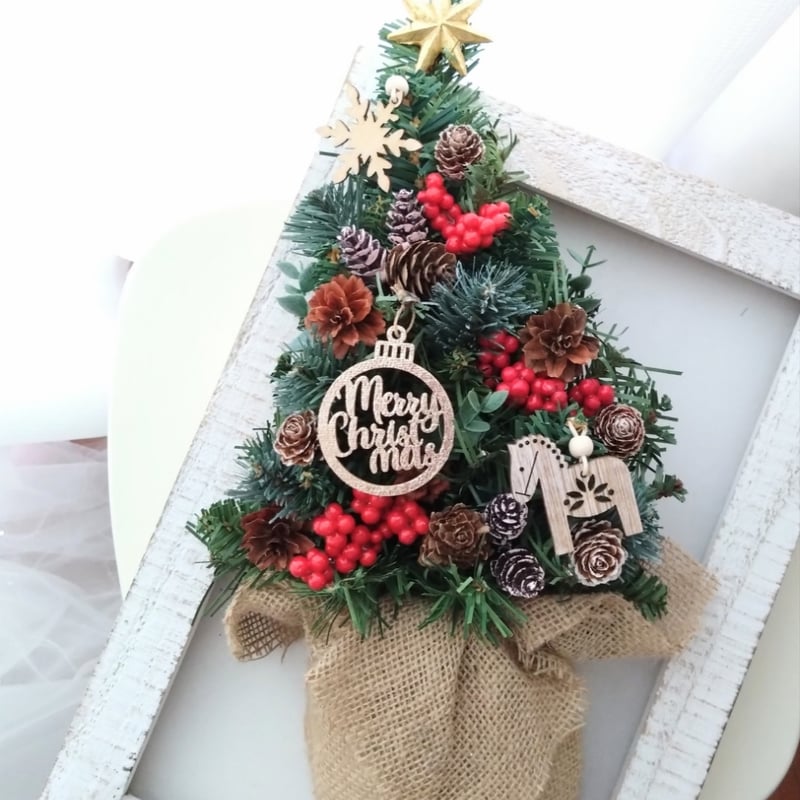 壁に飾るクリスマスツリーガーランド　ウォールツリー　スワッグ　クリスマスリース 壁に飾るクリスマスツリーガーランド ウォールツリー スワッグ