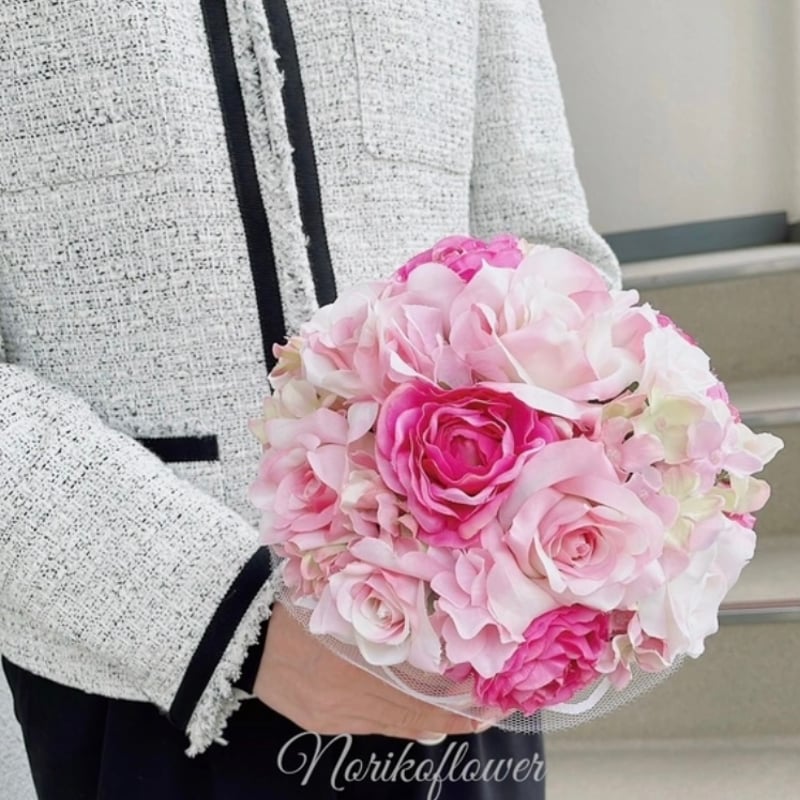 ラウンドブーケ　くすみピンク　アーティフィシャルフラワー 新商品✨プリザーブドフラワーラウンドブーケ(ミスティー