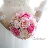 ピンクミックスカラー　ラウンドブーケ　ローズとラナンキュラス　アーティフィシャルフラワー  (高品質造花)