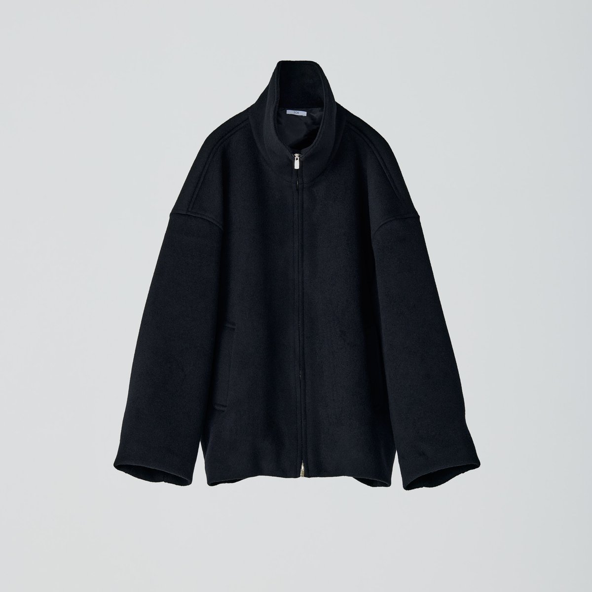 High-neck cocoon blouson / black / 252ZOE-BZ02