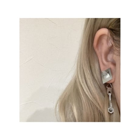 F形スピードナット/シェイクキャッチ片耳チタンピアス