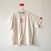 スラッシュキルトBIG Tee/RED PRINT