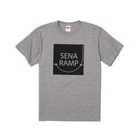 【予約 6/29 13:00まで】SENARAMP Tシャツスクエアロゴ
