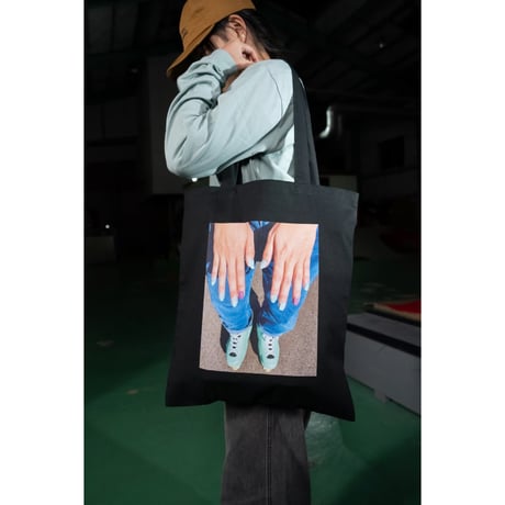 Blade gal - I NEED A SIGNATURE! TOTE BAG