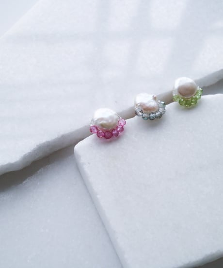 CHIC PEARL PIERCE