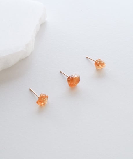 GEM PIERCE CITRINE