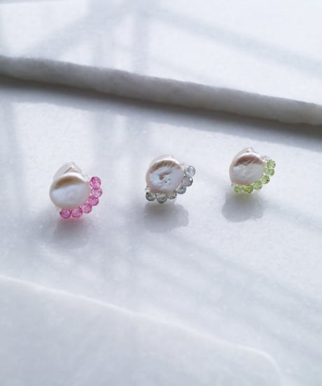 CHIC PEARL EARRING