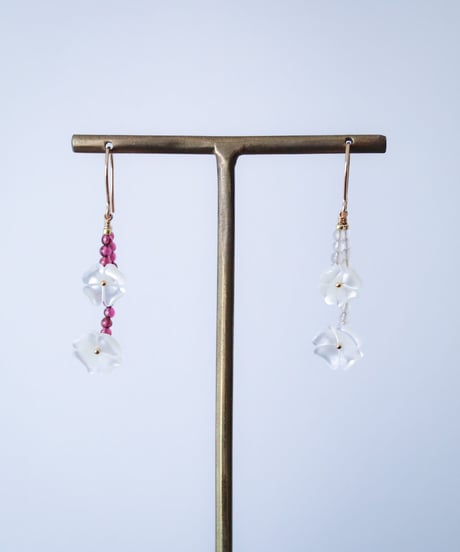 SOA earring Pearl