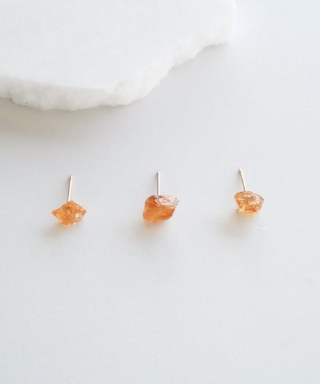 GEM PIERCE CITRINE