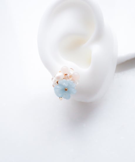 Flower foam earring