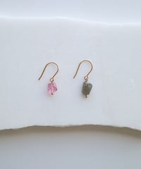 HQ FINE ONE PIERCE Labradorite / Pink Topaz