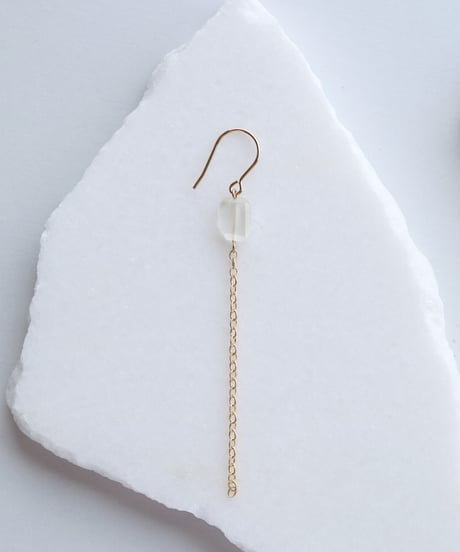 HQ CHAIN PIERCE MOONSTONE