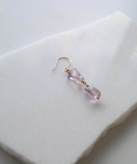 HQ TWO PIERCE