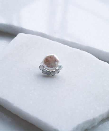 CHIC PEARL PIERCE