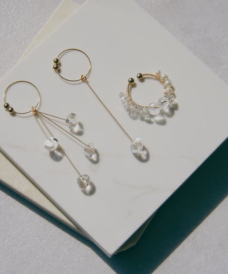 DROP EARRING ONE