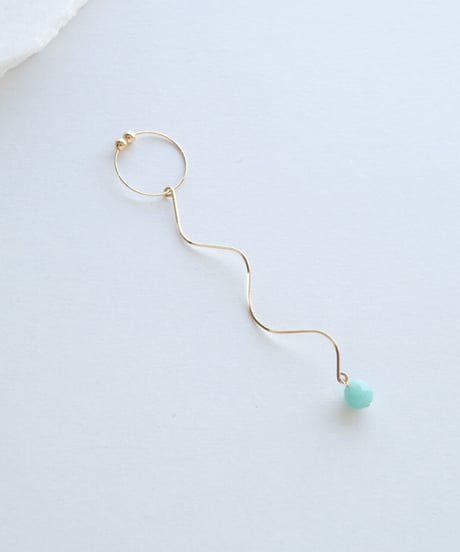 NYOLO EARRING