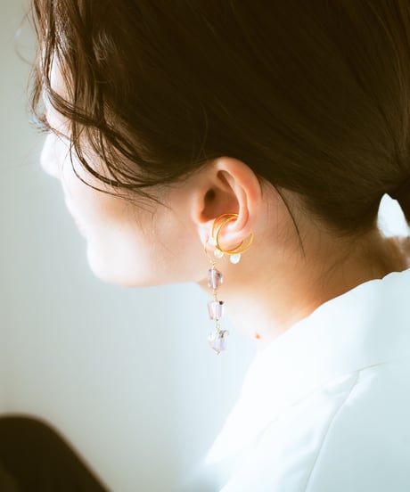 HQ THREE PIERCE