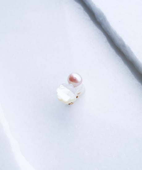 PEARL FLOWER EARRING