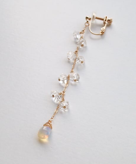 HARKIMER HUGE EARRING