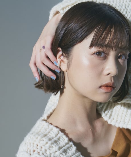 DROP EARRING ONE