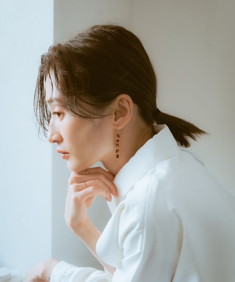 GARNET LONG EARRING