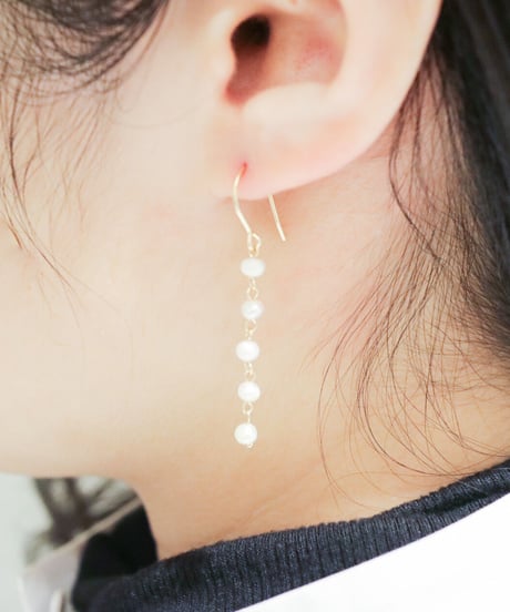 PEARL CLAN EARRING