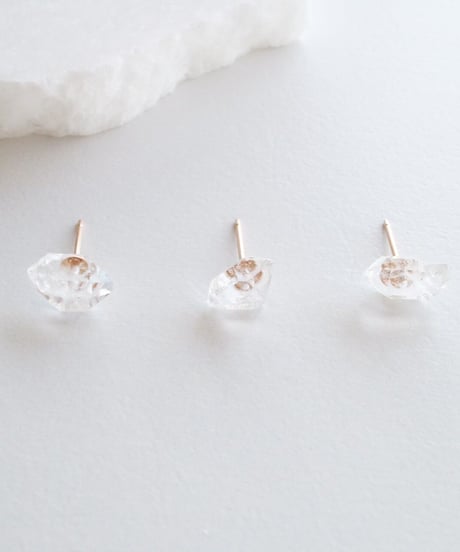 GEM PIERCE CRYSTAL
