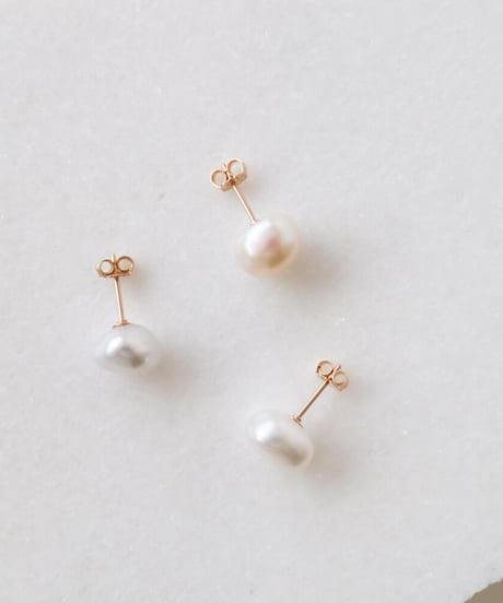 SIMPLE BAROQUE PEARL PIERCE