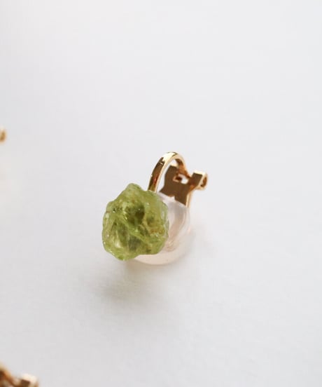 GEM EARRING PERIDOT