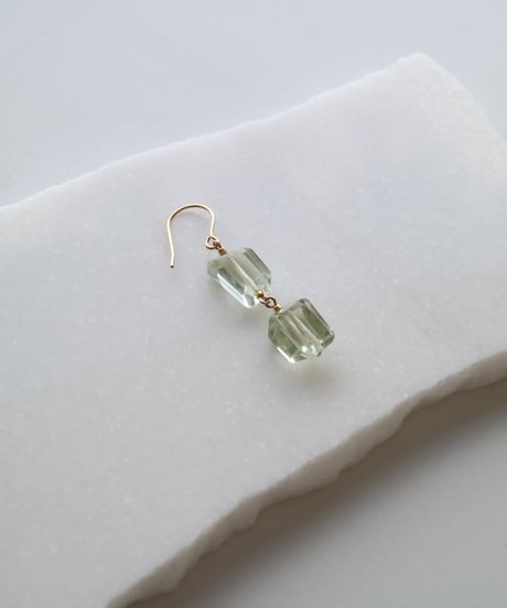 HQ TWO PIERCE