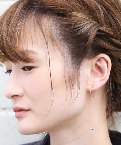 DROP EARRING ONE