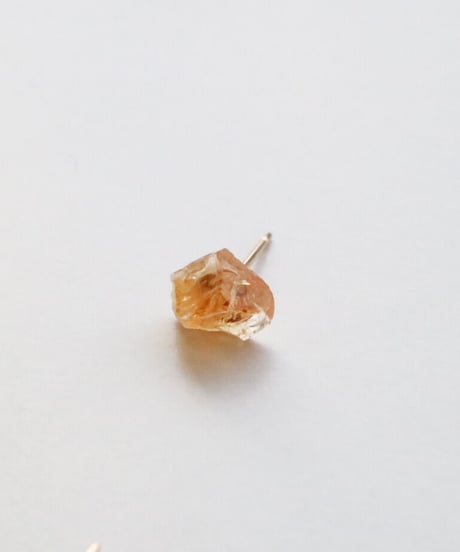 GEM PIERCE CITRINE
