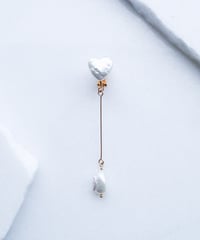 HEART PEARL FLOW EARRING