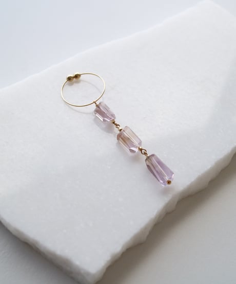 HQ THREE EARRING
