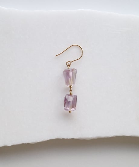 HQ TWO PIERCE