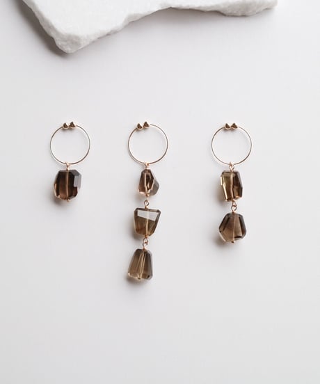 HQ ONE EARRING SMORKY