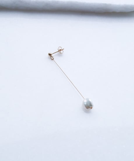 PEARL DROP PIERCE ONE