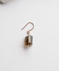 HQ ONE PIERCE SMORKY
