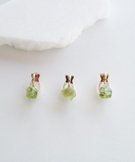 GEM EARRING PERIDOT