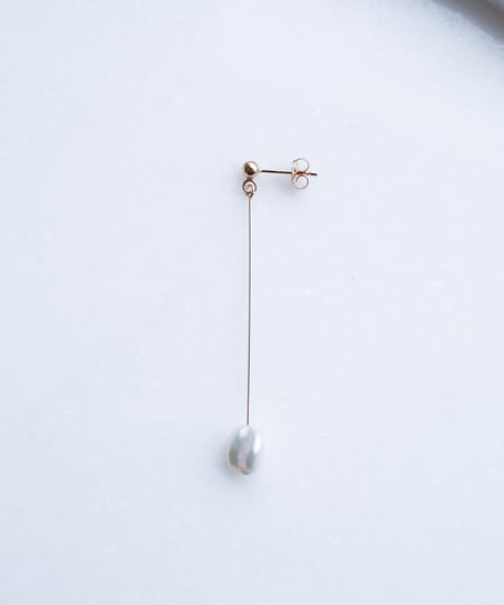 PEARL DROP PIERCE ONE